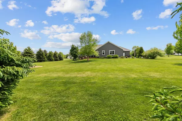 Hortonville, WI 54944,W8930 MADELINE LN