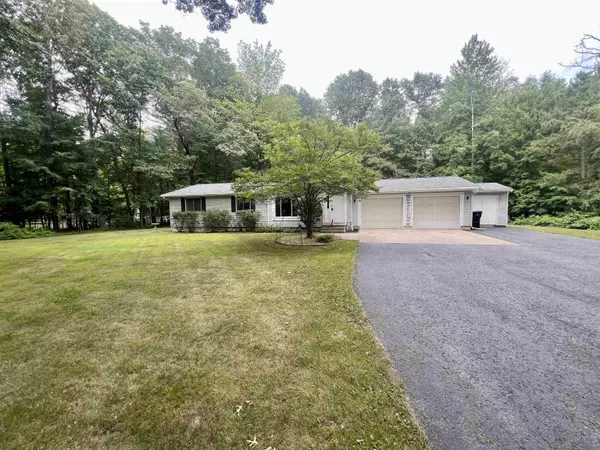 N1858 COUNTY ROAD BB, Marinette, WI 54143