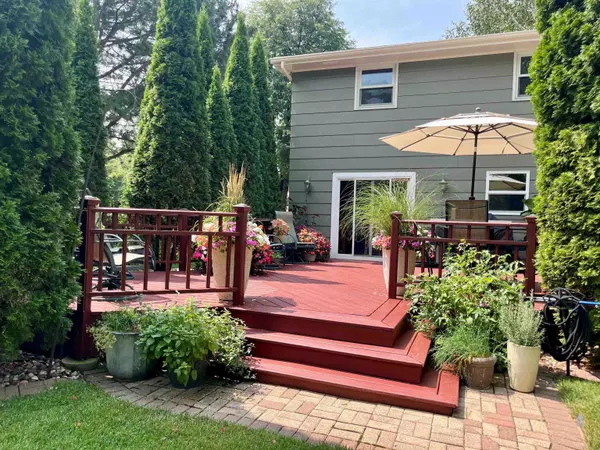Oshkosh, WI 54901,602 S WESTFIELD ST