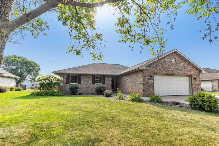 1333 ARLEEN LN, De Pere, WI 54115