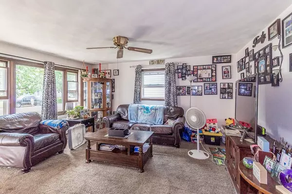 Menasha, WI 54952-2060,1124 WOODLAND DR