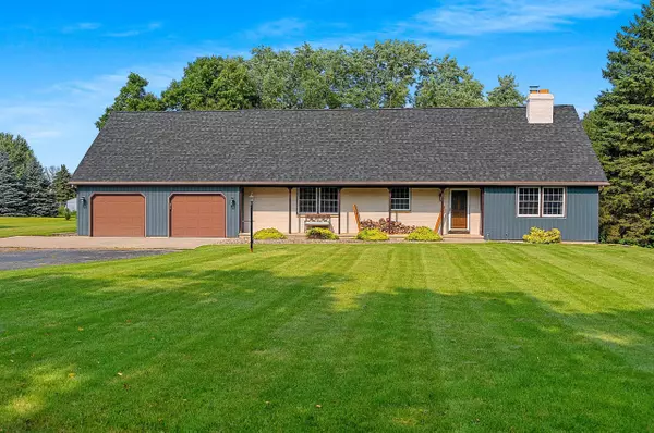 1595 TALUS CIR, De Pere, WI 54115