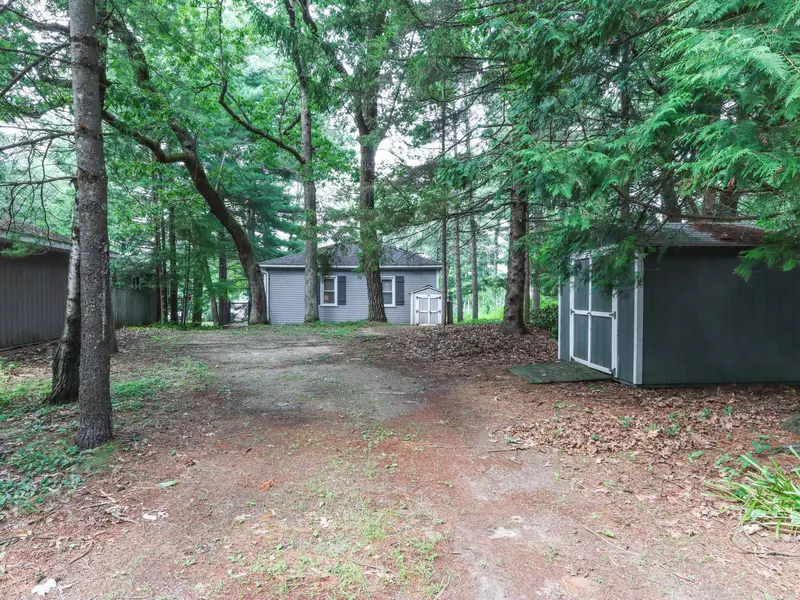 W6774 PORTERS LAKE RD, Wautoma, WI 54982