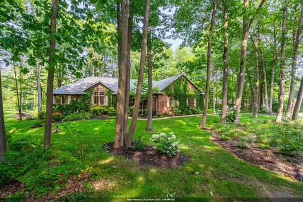 7068 LONE OAK LN, Sobieski, WI 54171-9613