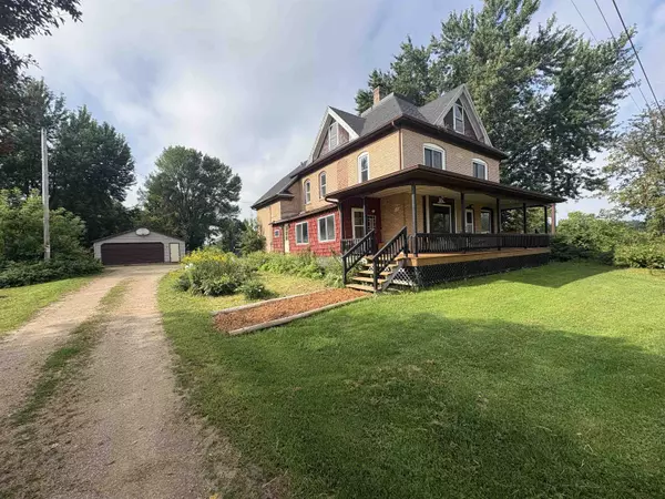 Clintonville, WI 54929,E10129 STATE ROAD 156