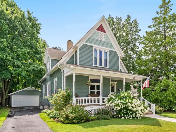 Sturgeon Bay, WI 54235,537 KENTUCKY ST