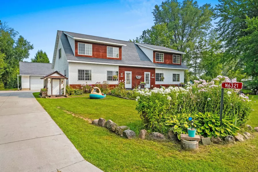 N6321 CATTAU BEACH DR, Shawano, WI 54166