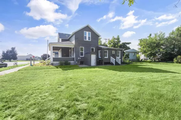 Menominee, MI 49858,1212 17TH AVE