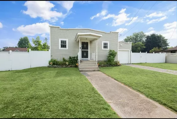 130 S WOOD AVE, Peshtigo, WI 54157