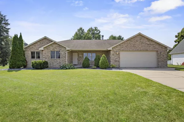 3594 HIGHLAND CENTER DR, Green Bay, WI 54311