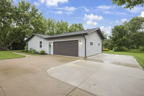 Greenville, WI 54942,N1398 GREENWOOD RD