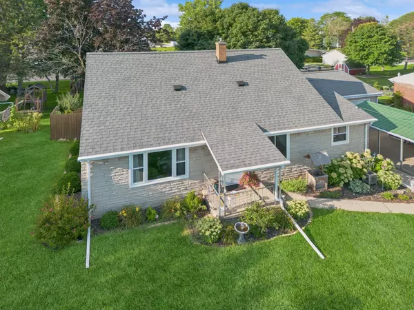 714 MENASHA ST, Reedsville, WI 54230