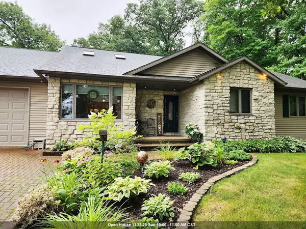 N11852 LETTAU DR, Brownsville, WI 53006