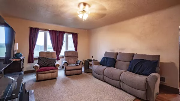 Waupaca, WI 54981,N2002 COUNTY ROAD E