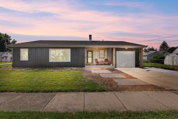 564 VINE ST, Fond Du Lac, WI 54935