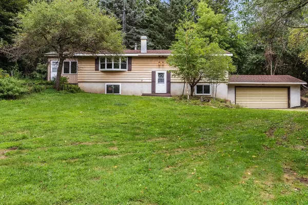 N6699 COUNTY ROAD J,  Scandinavia,  WI 54977