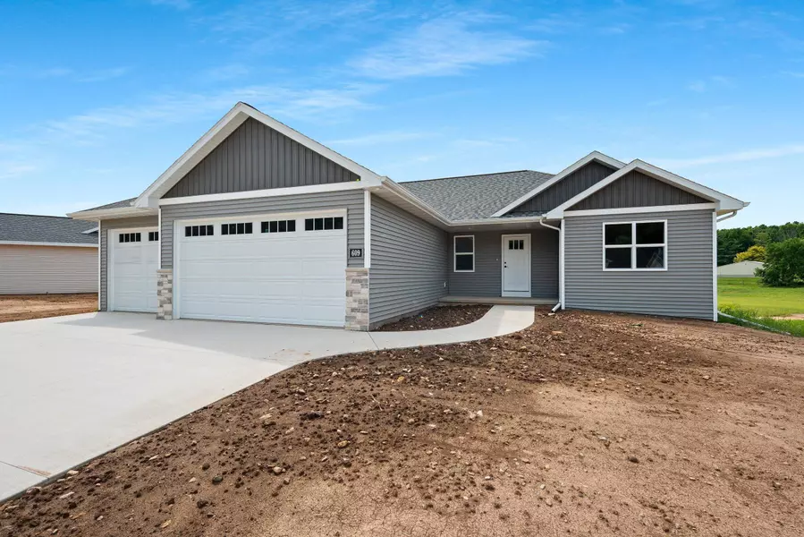 609 HORTON TER, Hortonville, WI 54944