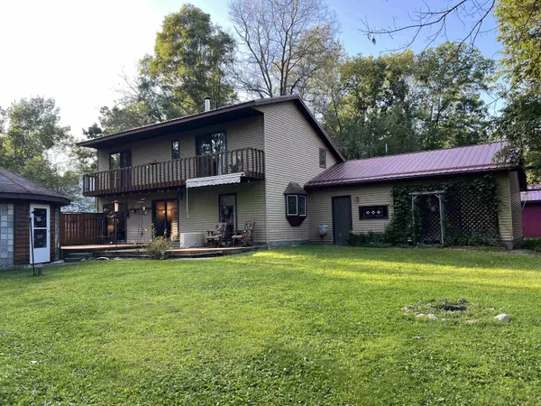 Amherst Jct, WI 54407,9427 KONKOL LN