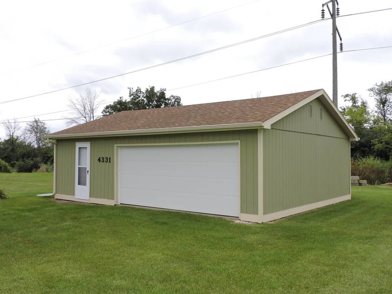 4331 COUNTY RD S, Oshkosh, WI 54904