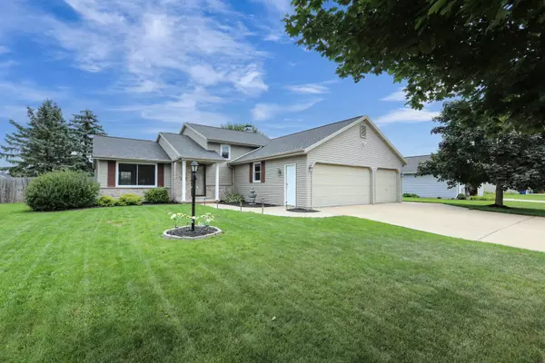 Little Chute, WI 54140-2639,1800 VALLEY LN