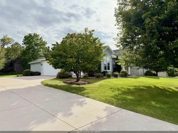 1604 BELLEVUE BLVD, Fond Du Lac, WI 54937-7528