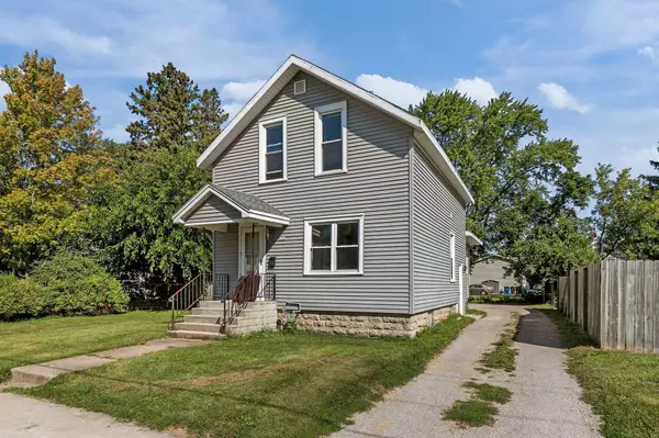 Oshkosh, WI 54901,752 WOODLAND AVE