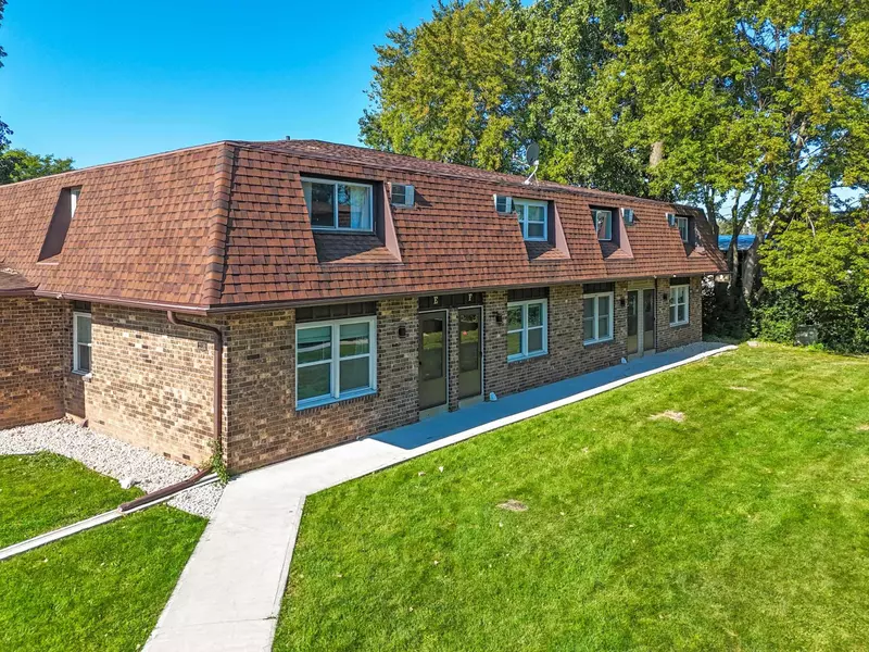 2130 ELMVIEW DR #E, Ashwaubenon, WI 54304
