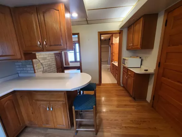 Fond Du Lac, WI 54935,437 FOREST AVE