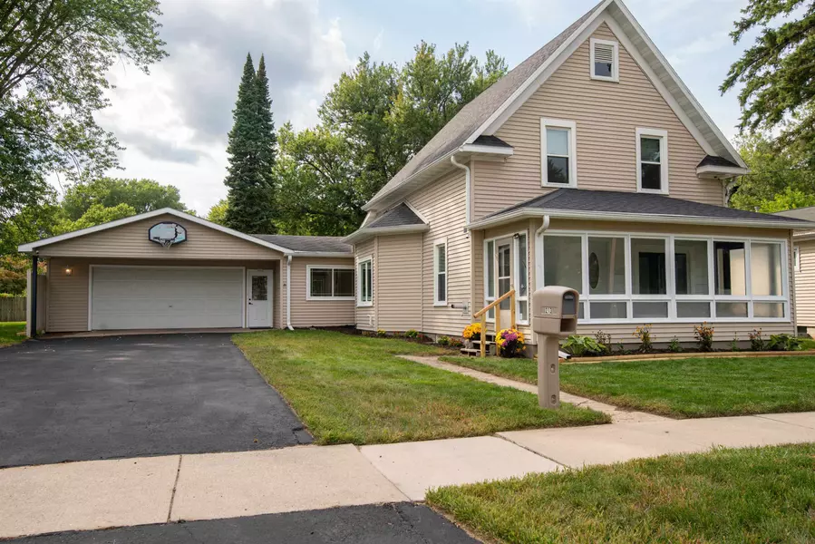 213 MOUND ST, Berlin, WI 54923