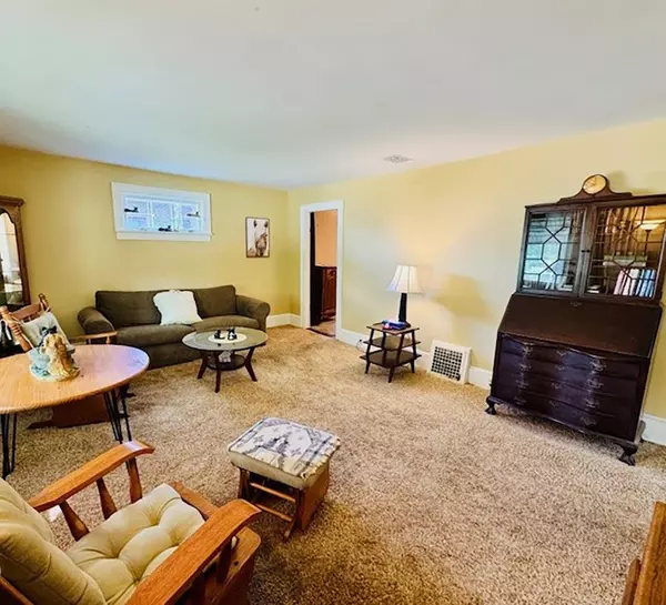 Oshkosh, WI 54902,330 W 17TH AVE