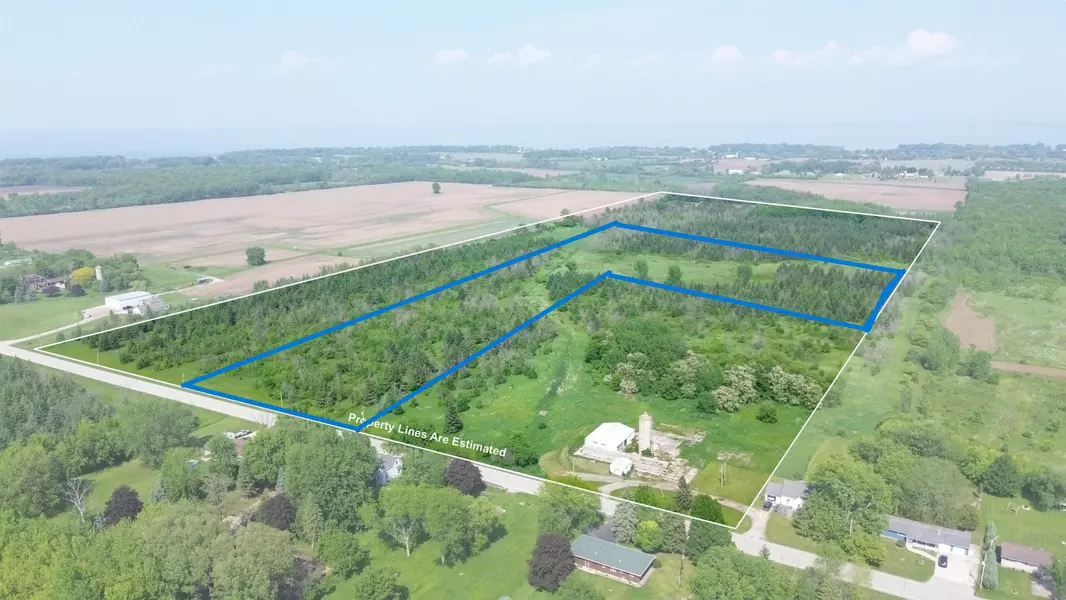 COUNTY ROAD R #A3, Oshkosh, WI 54902