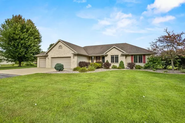 Suamico, WI 54313,2282 TUMBLEWEED TRL