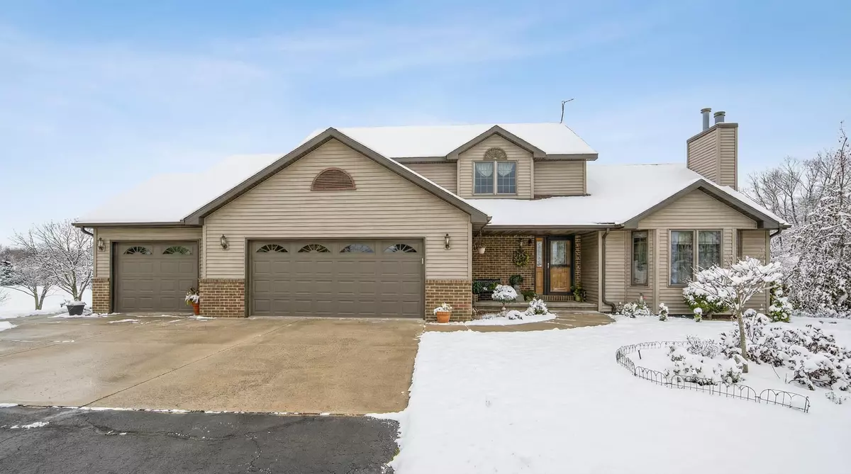 Pulaski, WI 54162,N1100 WOOD LN