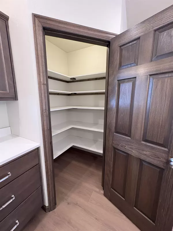 Green Bay, WI 54311,3876 MEUNIER LN