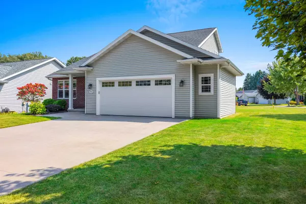 Appleton, WI 54914,1906 N REXFORD ST