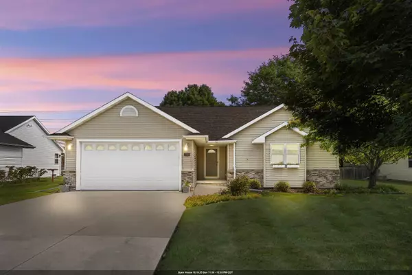 2103 HIGH MEADOWS LN, Neenah, WI 54956