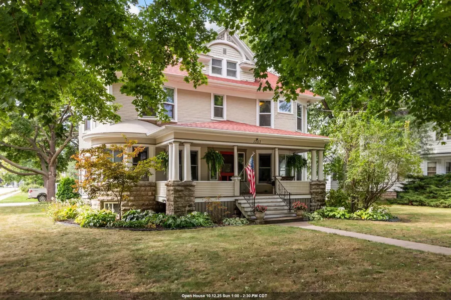 1757 DOTY ST, Oshkosh, WI 54902-6947