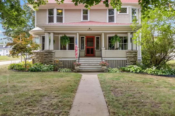 Oshkosh, WI 54902-6947,1757 DOTY ST