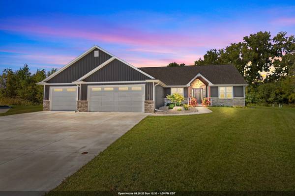 2090 W SUGAR CT, Appleton, WI 54913