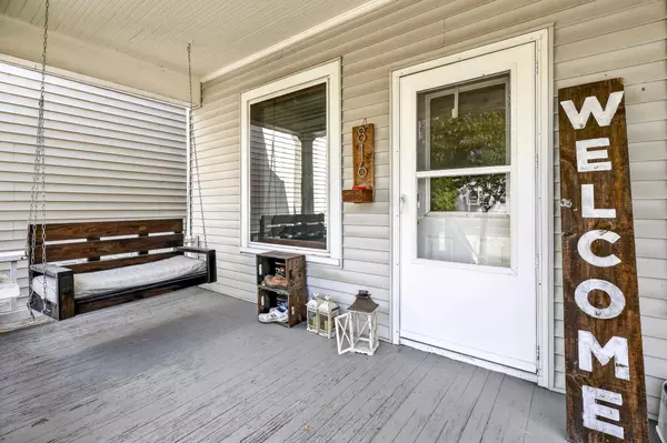 Appleton, WI 54911,816 N SUPERIOR ST