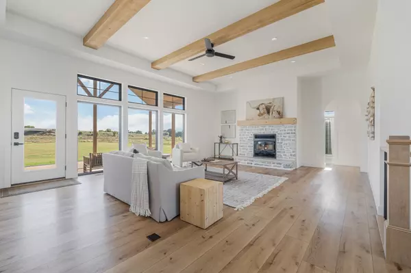 Winneconne, WI 54986-4201,5326 EVERBREEZE DR