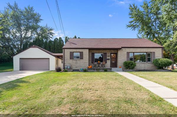 1401 MAIN AVE, Kaukauna, WI 54130-3230