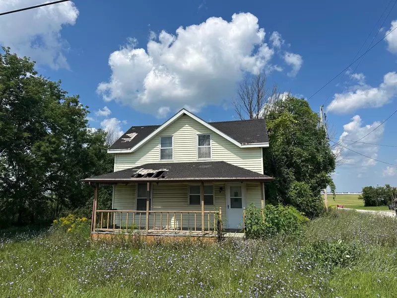 1397 HILL RD, Greenleaf, WI 54126