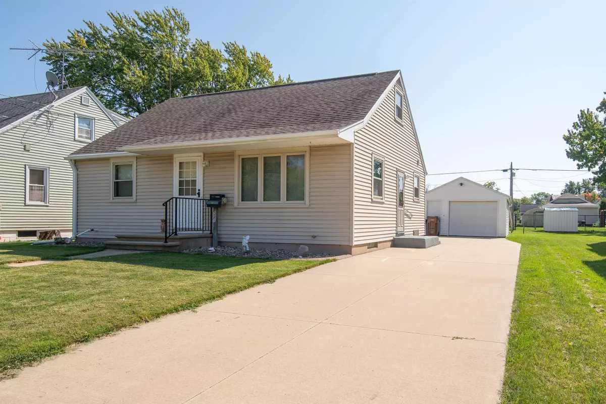 Menasha, WI 54952,321 9TH ST