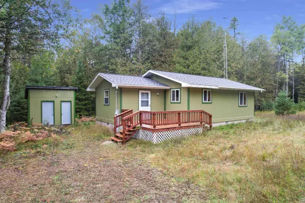 N10605 I-3 LN, Daggett, MI 49821