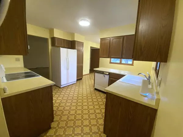 Fond Du Lac, WI 54935,15 EMERALD CT