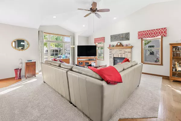 Fond Du Lac, WI 54937,1383 MOONLIGHT LN