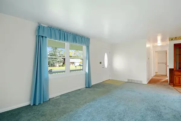 Neenah, WI 54956,841 LOUISE RD