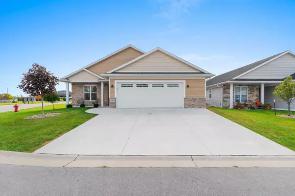 Hobart, WI 54155,4884 WYLD BERRY WAY
