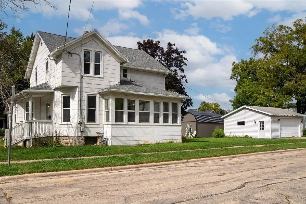 Oshkosh, WI 54901,500 SCOTT AVE